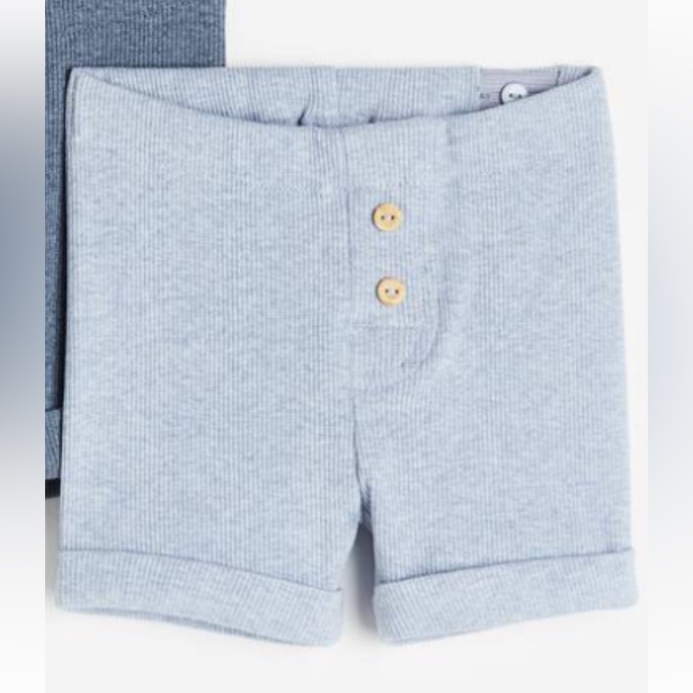 🍓3/$10 H&M Light Blue Ribbed Casual Adjustable Waist Shorts